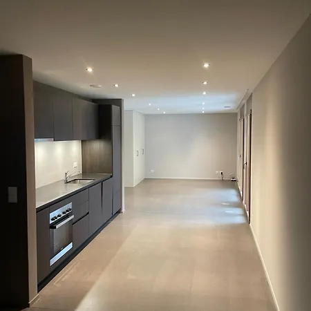 Modern Apartment *