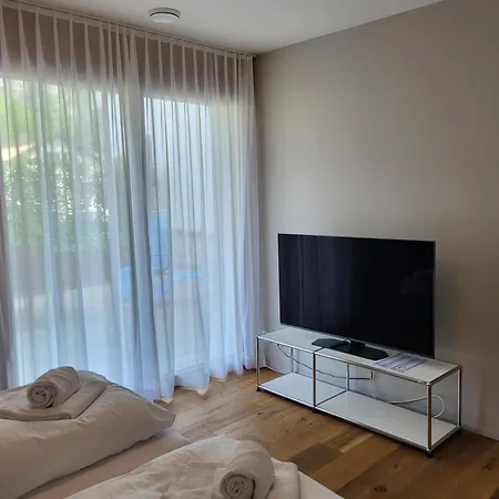 Modern Apartment *