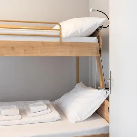 Modern Apartment *